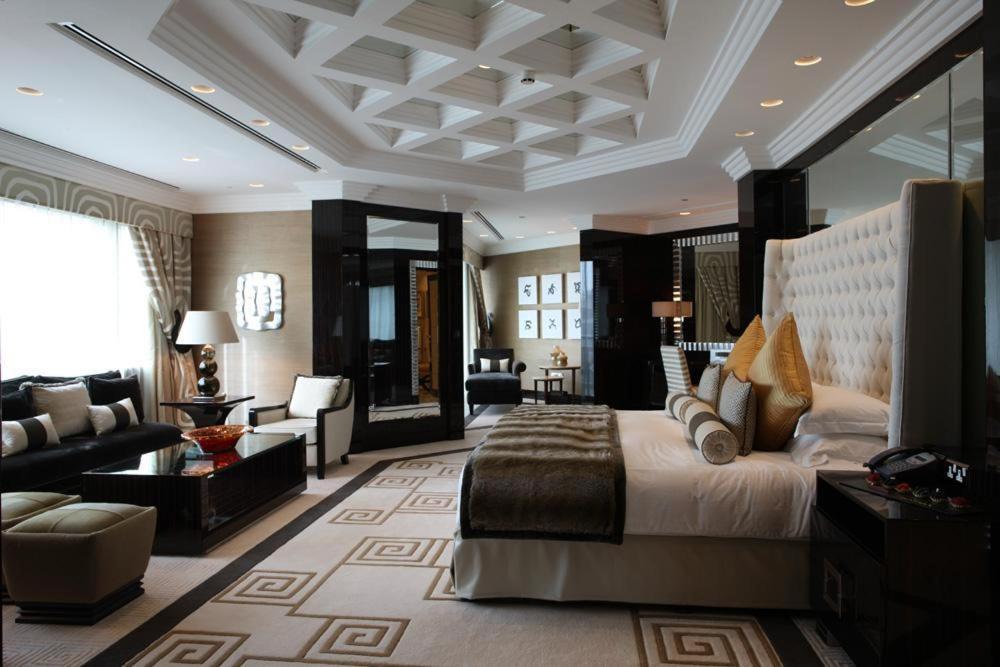 Hotel Mövenpick Grand Al Bustan Dubai Exterior foto