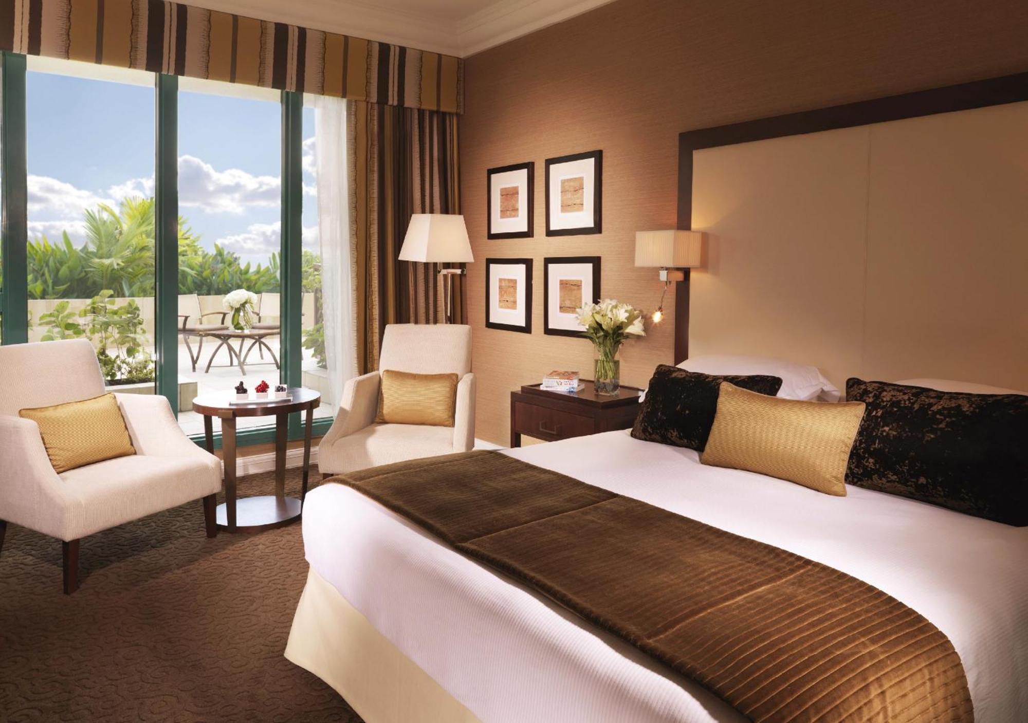 Hotel Mövenpick Grand Al Bustan Dubai Exterior foto